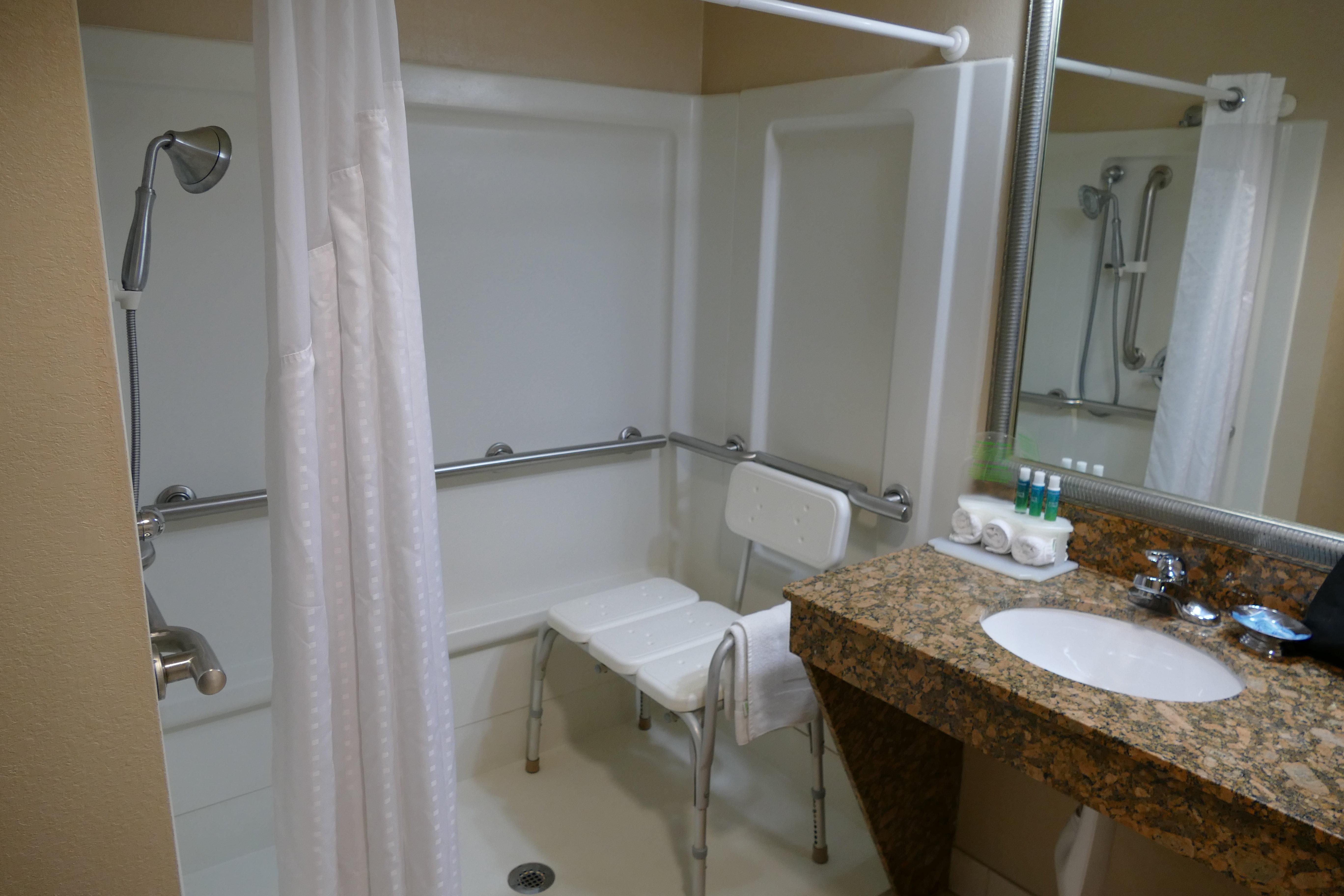 Holiday Inn Express Greensburg By Ihg Екстериор снимка